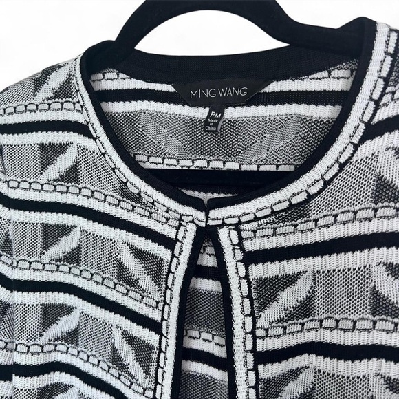 Ming Wang Petite Medium Black White Knit Sweater Jacket Cardigan Top - Picture 2 of 8